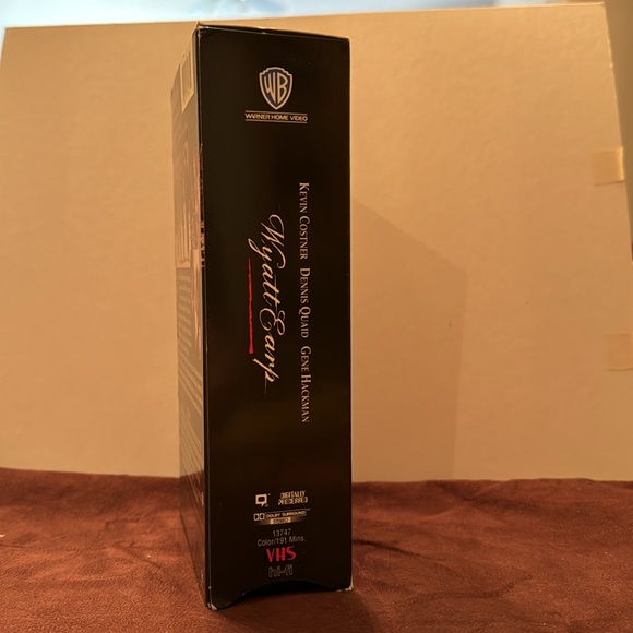 Wyatt Earp 2 VHS - Picture 3 of 3